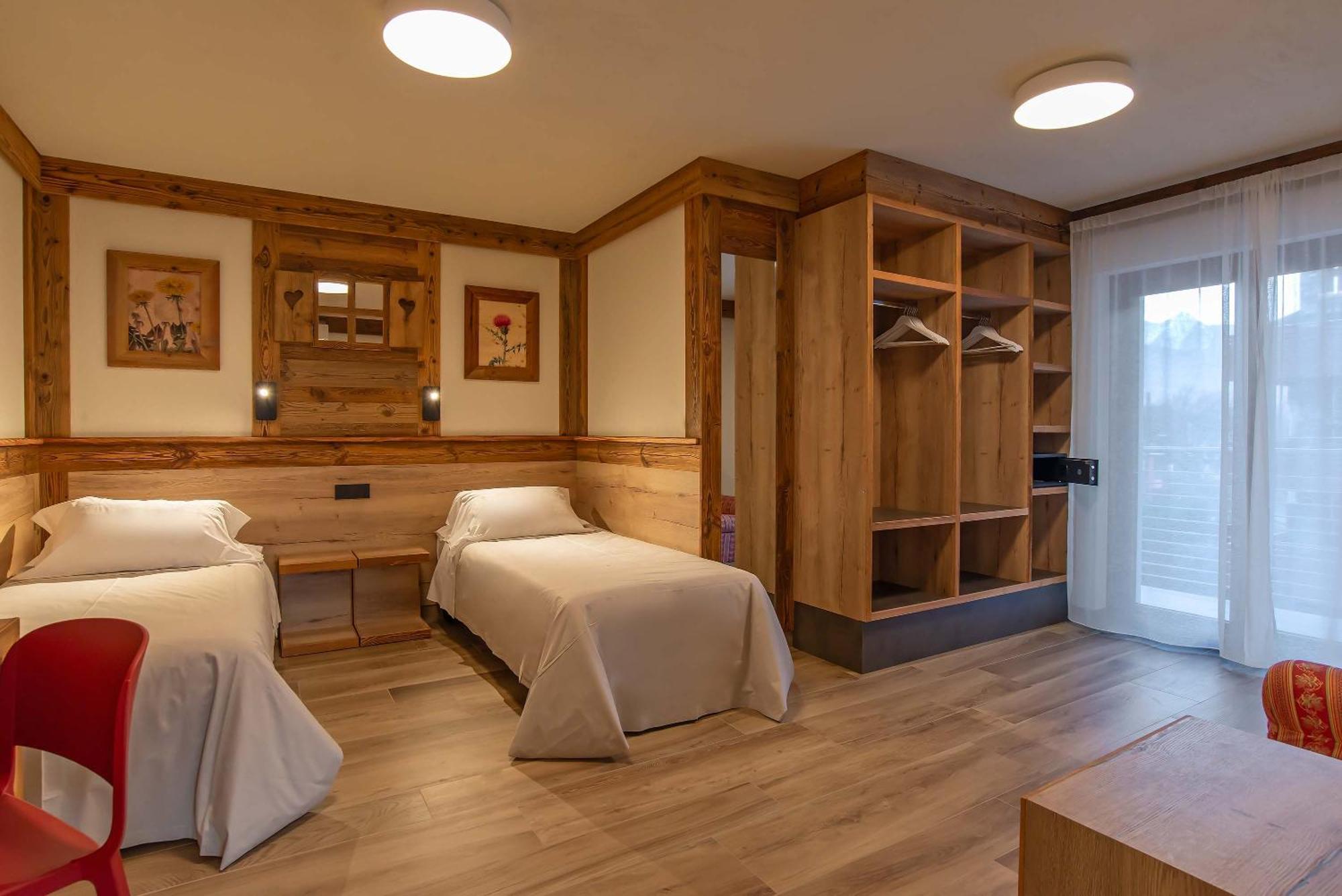 Отель Relais Du Foyer Шатийон Номер фото