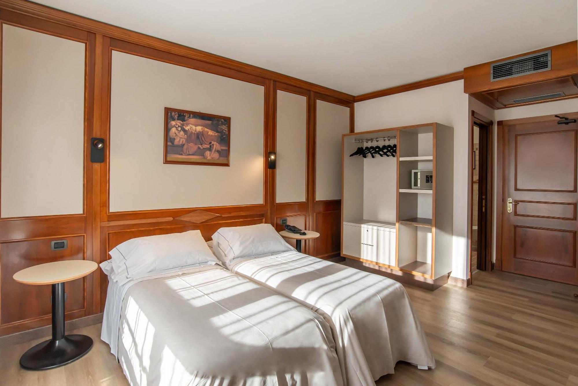 Отель Relais Du Foyer Шатийон Экстерьер фото